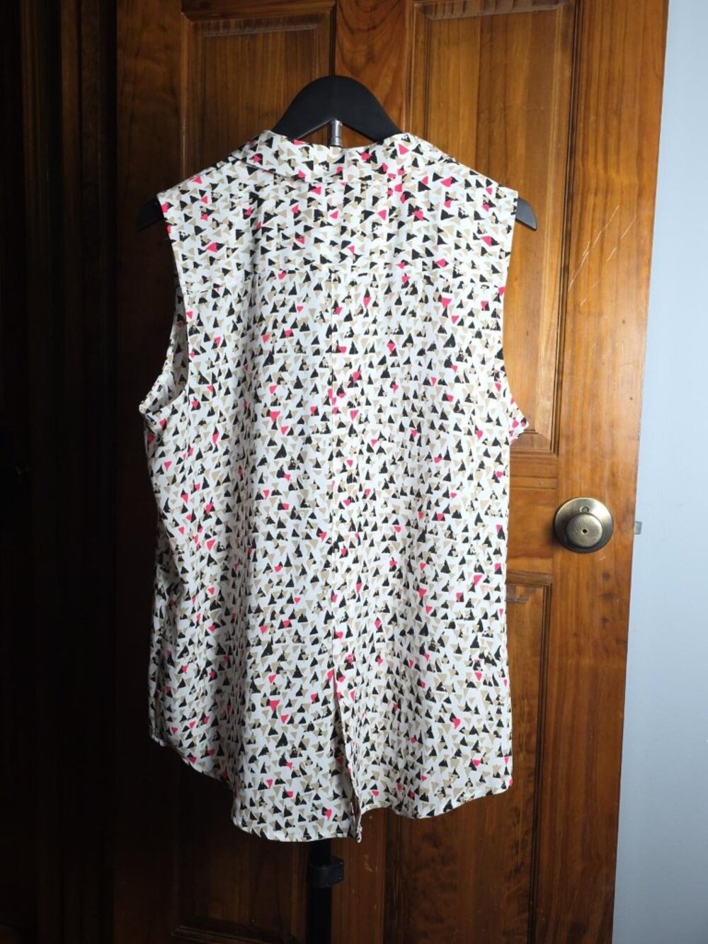 Sleeveless V-Neck Summer Top black tan pink white high-low hem large Apt. 9 - Picture 2 of 16